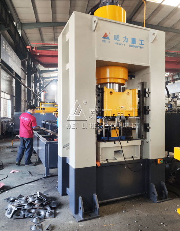 400噸錨桿托盤(pán)沖壓成型閉式液壓沖床